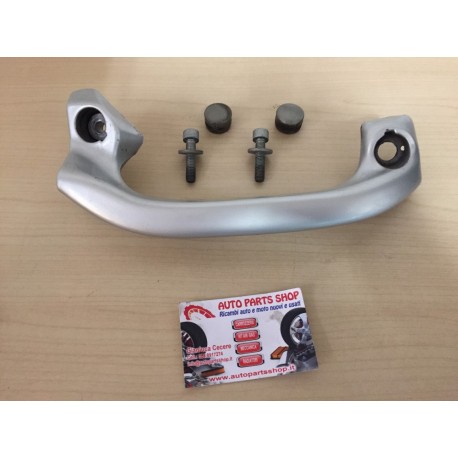 APRILIA SCARABEO 500 POIGNÉE DE MAINTIEN ARRIÈRE DROIT 2003-2004-2005 106303