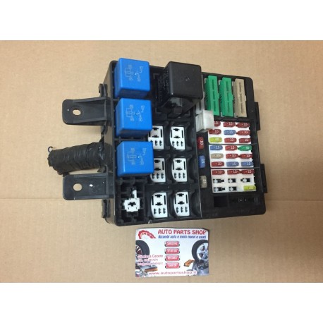 91100-17KH0 BOÎTE de FUSIBLE de la HYUNDAI MATRIX 1.5 CRDi (2002-2008) 4430132 2 MJ