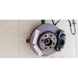 FIAT GRANDE PUNTO 1.2 48KW HUB DE LA FUSÉE D'ESSIEU AVANT DROIT PILIER
