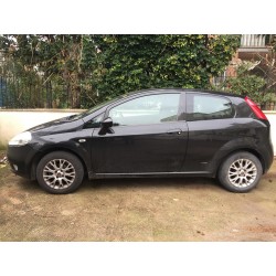 FIAT GRANDE PUNTO 1.2 48KW HUB DE LA FUSÉE D'ESSIEU AVANT À JAMBES DE FORCE À GAUCHE