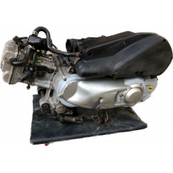 MOTORE APRILIA SCARABEO LIGHT 125 i.e. BA04 ( 2010 ) 18.000 Km