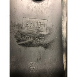 PARAFANGO POSTERIORE APRILIA SCARABEO LIGHT 125/200 ie  2012
