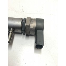 FLAUTO INIETTORI RAIL GASOLIO BMW serie 1-3-5-x1-x3  2.0 N47D20A SENSORE