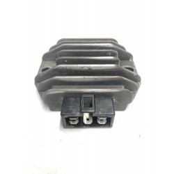 6H640D-12 REGOLATORE DI TENSIONE PIAGGIO VESPA LIBERTY BEVERLY HEXAGON