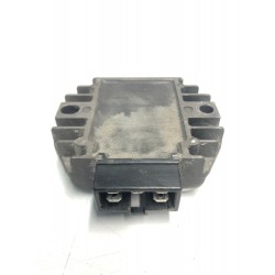 6H640D-12 REGOLATORE DI TENSIONE PIAGGIO VESPA LIBERTY BEVERLY HEXAGON