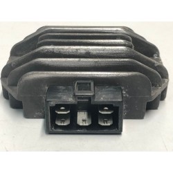 6H640D-12 REGOLATORE DI TENSIONE PIAGGIO VESPA LIBERTY BEVERLY HEXAGON