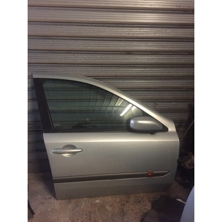 Porta anteriore Destra RENAULT LAGUNA sw (2002-2007) specchio