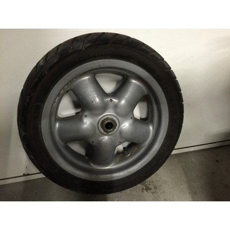 RUOTA POSTERIORE YAMAHA MAJESTY 125 Gomme e Cerchio 120/70/12