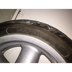 RUOTA POSTERIORE YAMAHA MAJESTY 125 Gomme e Cerchio 120/70/12