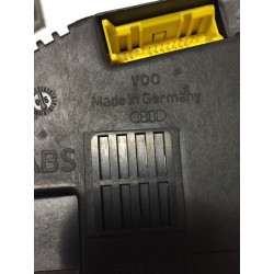 AUDI A8 D2 2.5 td de Numérotation de l'Instrumentation 4D0919033AE VDO 110.008.639/033 compte kilomètres