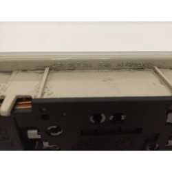 L'éclairage du plafond de TOIT AUDI A6 SW 4F 4F0947111