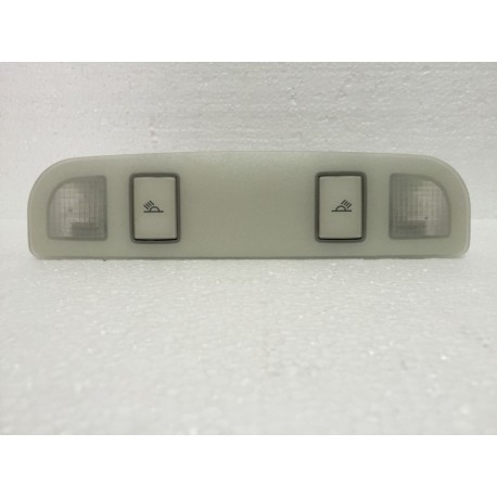 L'éclairage du plafond de TOIT AUDI A6 SW 4F 4F0947111