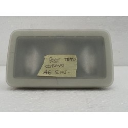 L'éclairage du plafond de TOIT AUDI A6 SW arrière 4F9947123 4L0947123