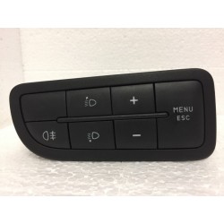 Pad FIAT GRANDE PUNTO MENU / FEUX arrière de BROUILLARD 735367268 735367269
