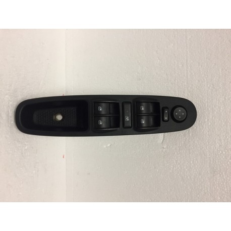 PAD LANCIA YPSILON 3 de la série 2015 735531346 Front de gauche, les miroirs en verre