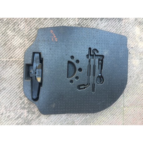 Werkzeugfach Reserverad NISSAN PRIMERA SW P12 2004 84975 - AV760